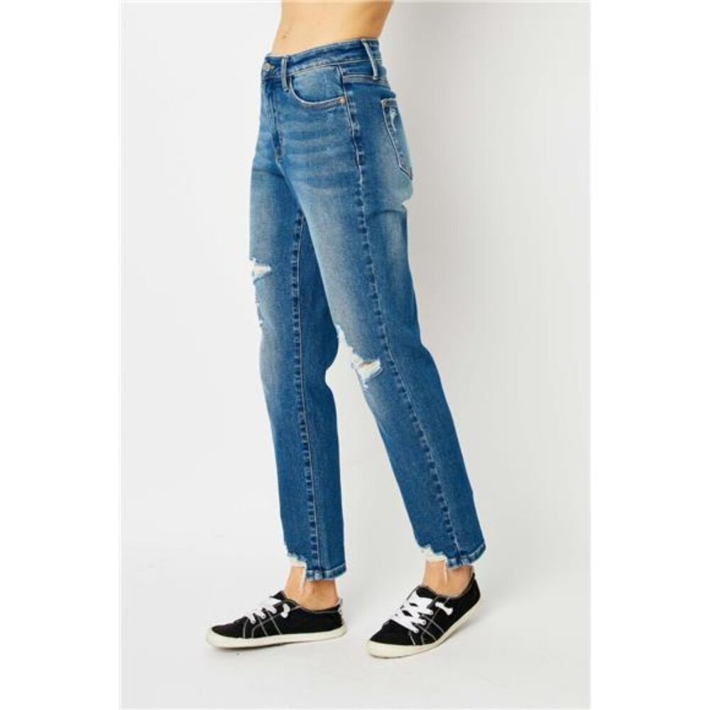 NWT Judy Blue Queen of Hearts BF Fit Distressed Slim Jeans, Comfy, Stretchy - Picture 7 of 10